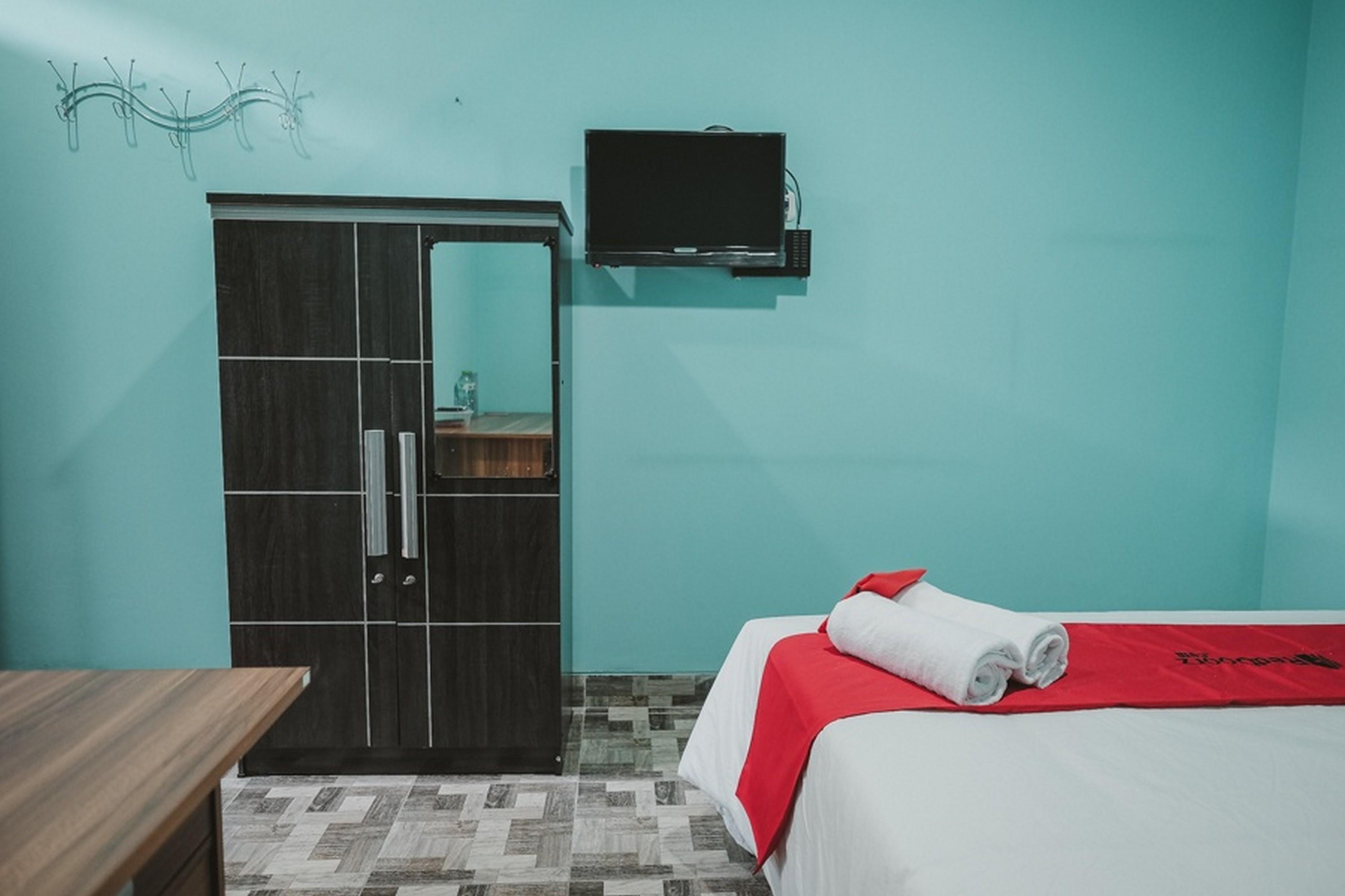Hotel RedDoorz near RSUD Koja Dżakarta Zewnętrze zdjęcie